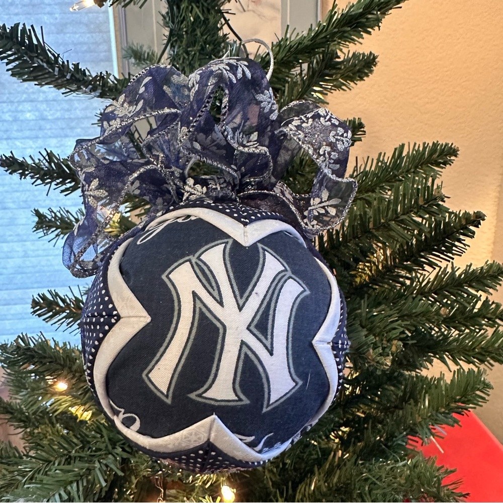 New York Yankees MLB baseball sports quilted handmade 4” Christmas ornament